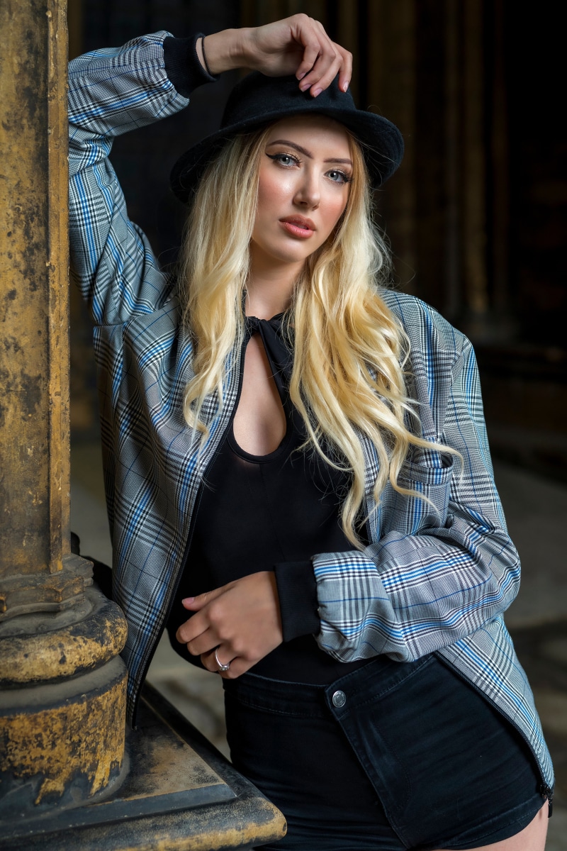 Model Daria wearing a hat and jacket