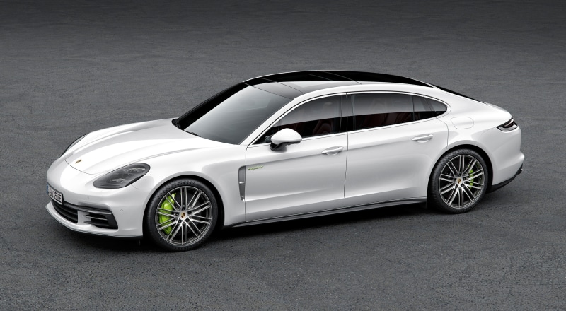 White Porsche Panamera 4 E-Hybrid Executive Liftback