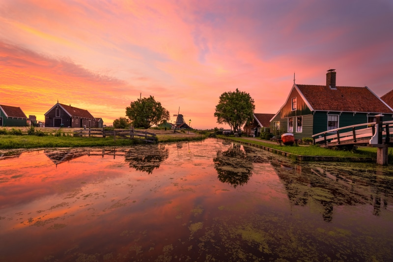 4K Zaanse Schans Netherlands Sunset Canal Houses