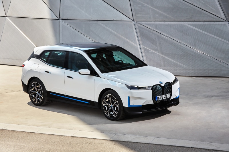 White 2021 BMW iX xDrive40