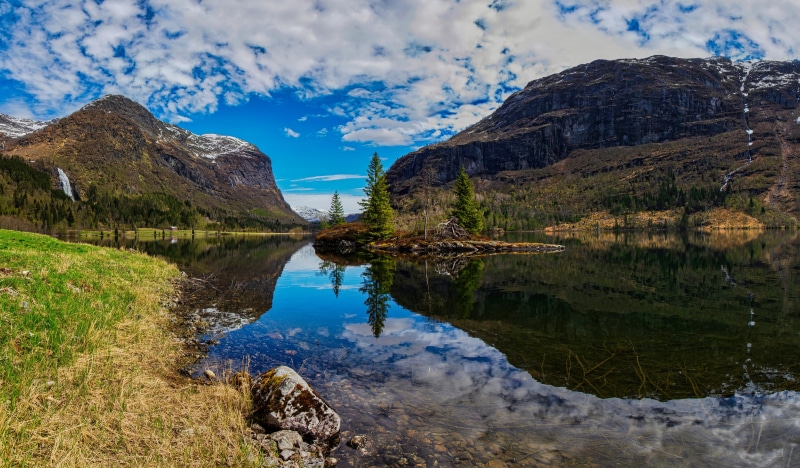 4K Hardanger Norway Mountains Scenery Clouds Fjord