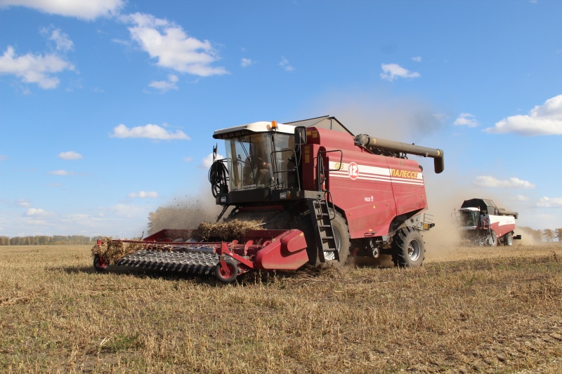 Palesse GS12 Combine Harvesters Working in Field