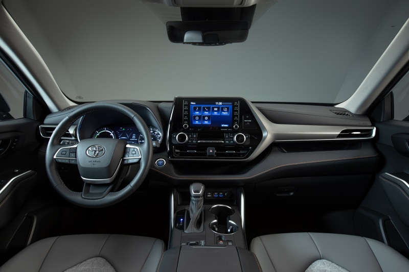 2021 Toyota Highlander XLE Bronze Edition Interior