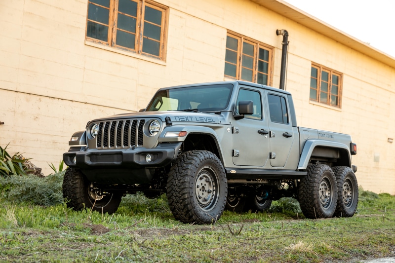 4K 2021 Next Level Gladiator 6x6 Jeep SUV