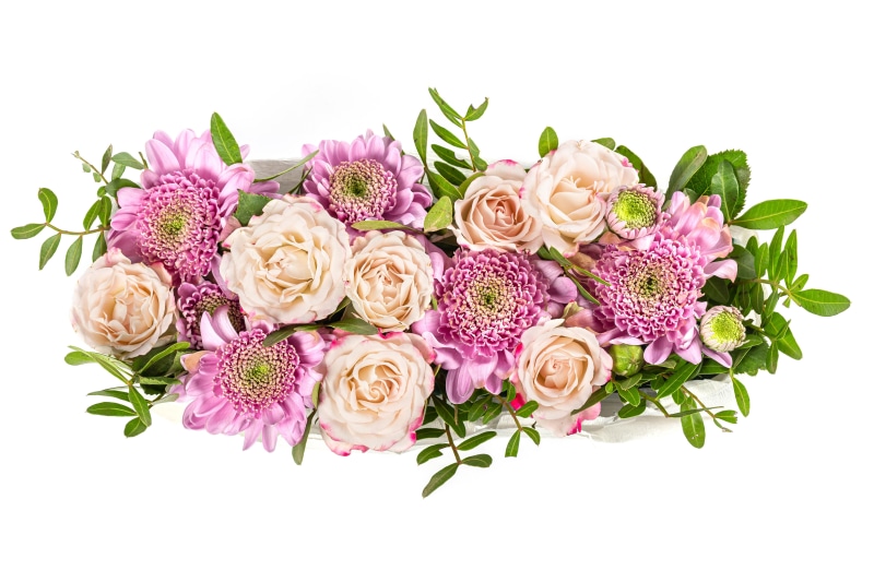 Roses and Chrysanthemums bouquet 4K