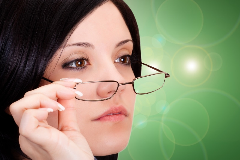Brunette woman wearing glasses