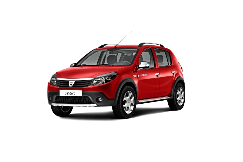 Red Dacia Sandero Stepway 4K