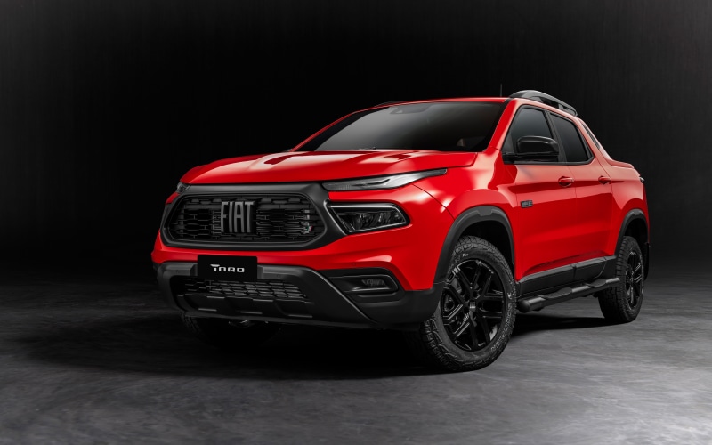 4K Red Fiat Toro Ultra Pickup