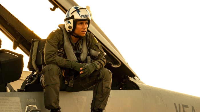 Danny Ramirez as Fanboy from Top Gun 4K