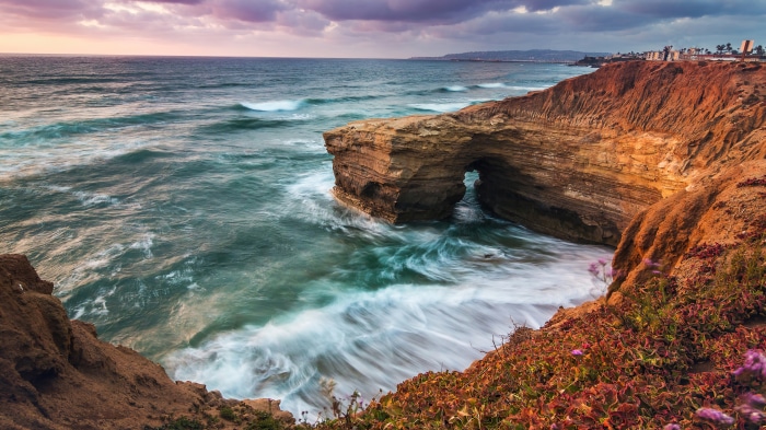 Sunset over Sunset Cliffs, San Diego, California 4K