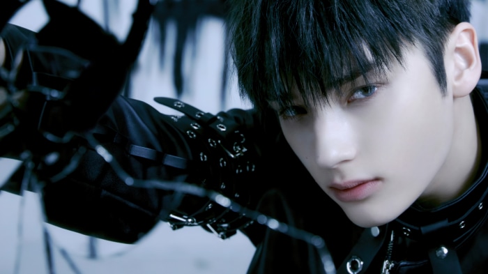 Hueningkai from Tomorrow X Together 4K