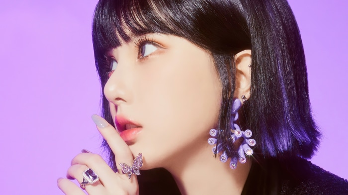 Eunha from Viviz 4K
