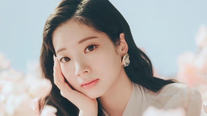 Dahyun from TWICE in blue concept 4K