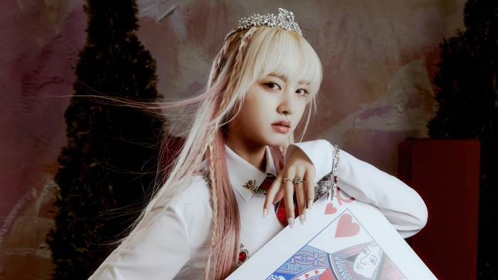 Liz from IVE Kpop in Love Dive