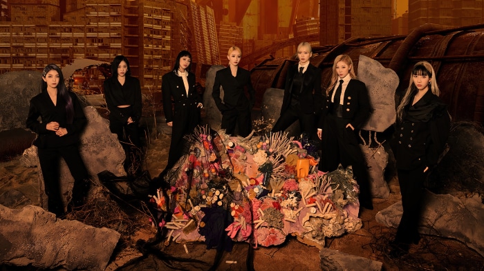 Dreamcatcher members in apocalyptic setting