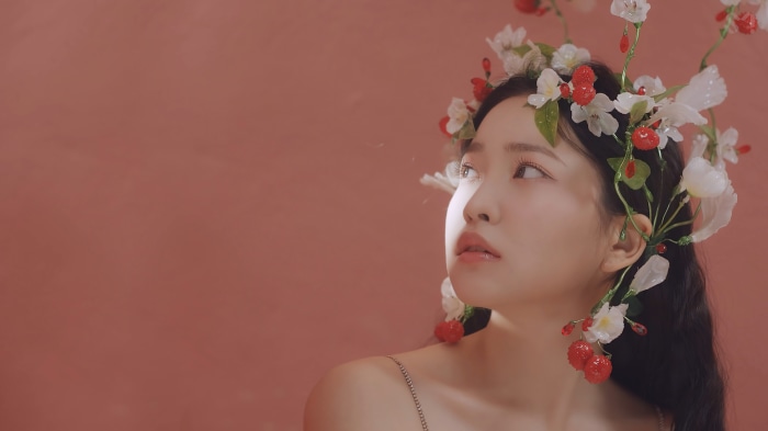 Yeri from Red Velvet in Feel My Rhythm MV 4K