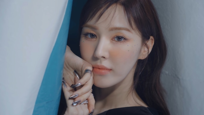 Wendy from Red Velvet in Feel My Rhythm MV 4K