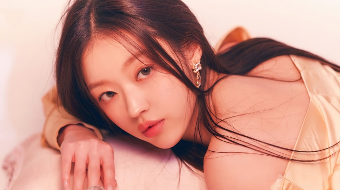 YooA from Oh My Girl in 4K