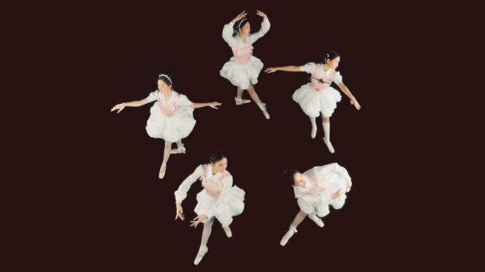 Red Velvet members as ballerinas in Feel My Rhythm concept 4K