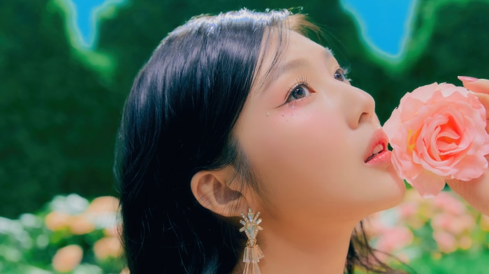 Joy from Red Velvet in Feel My Rhythm 4K