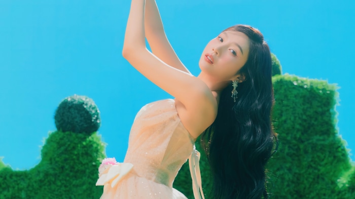 Joy from Red Velvet in Feel My Rhythm 4K