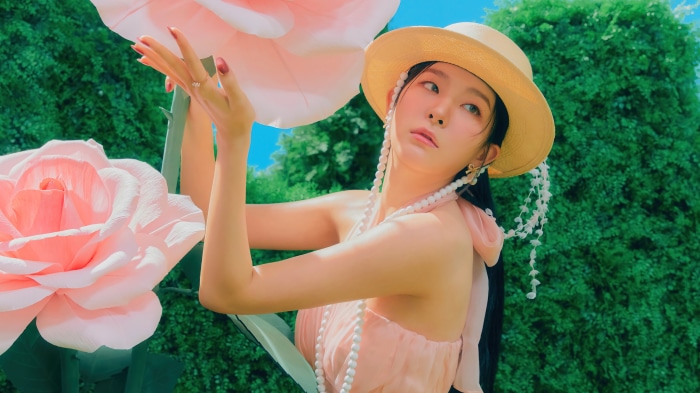 Seulgi from Red Velvet in 'Feel My Rhythm' 4K
