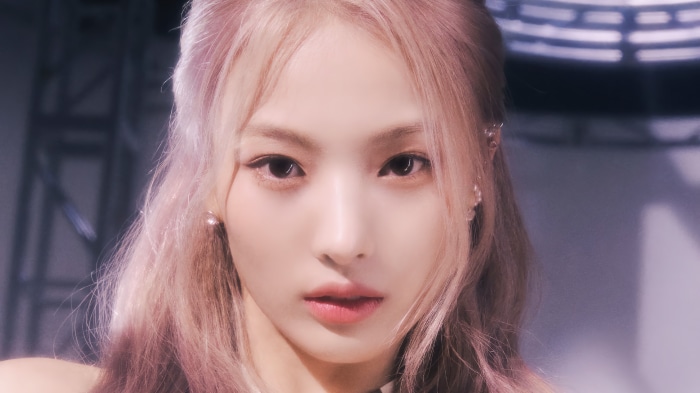 Jinni from NMIXX in 4K