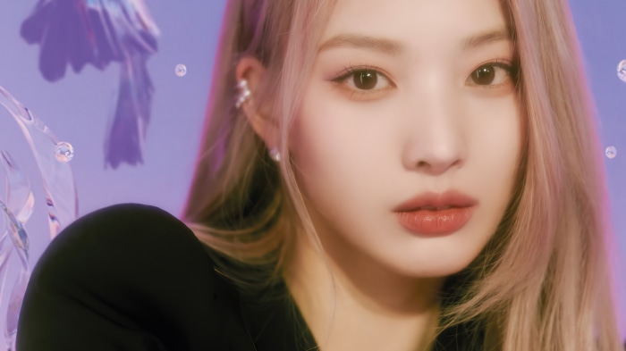 Jinni from NMIXX in 4K
