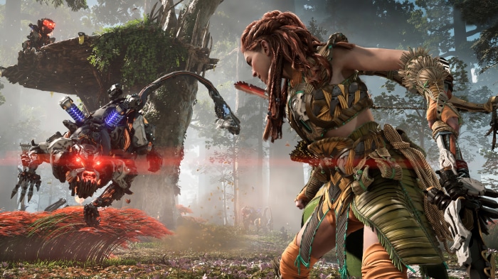 Aloy from Horizon Forbidden West fighting a machine