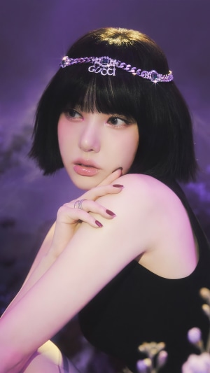 Eunha from VIVIZ wearing a Gucci headband
