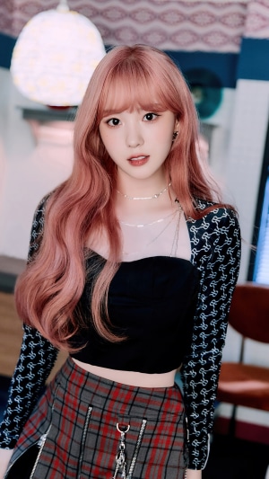 Kim Chae Hyun from Kep1er