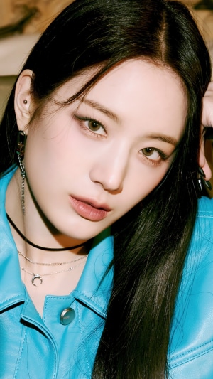 Gyuri from Fromis 9