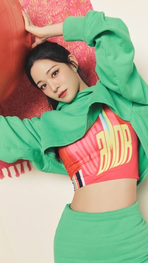 Lee Chaeyoung fromis 9 Kpop