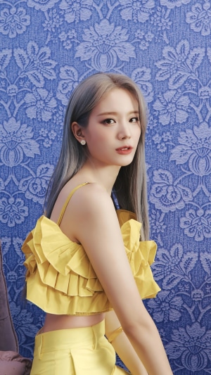 Gyuri from Fromis 9