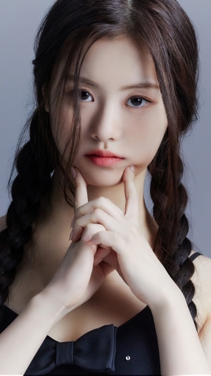 Kim Garam from LE SSERAFIM Kpop Group