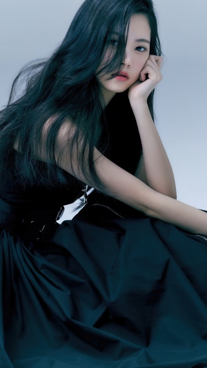 Hong Eunchae from LE SSERAFIM Kpop Idol