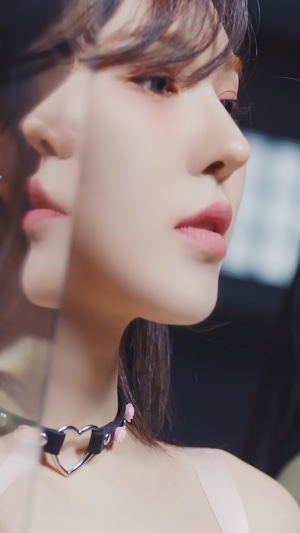 Wendy and Seulgi from Red Velvet wearing chokers