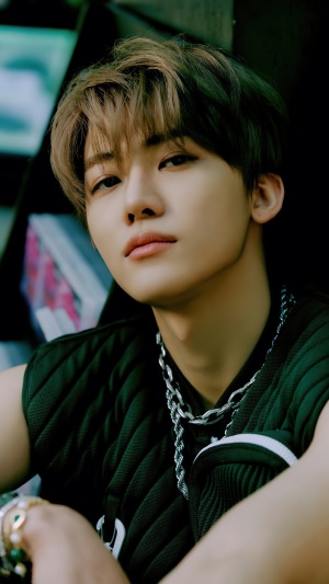 Jaemin from NCT DREAM Glitch Mode