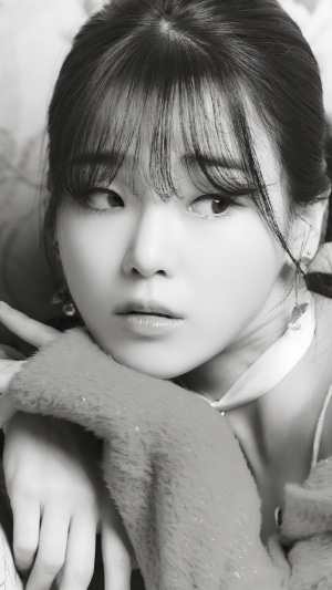 Seunghee from Oh My Girl