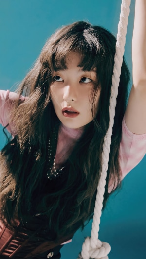 Seulgi from Red Velvet on a rope