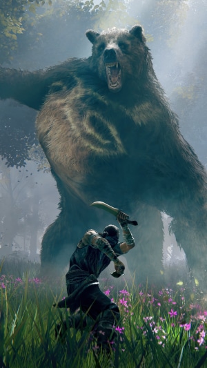 Giant bear attacks a warrior in Elden Ring