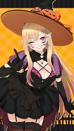 Marin Kitagawa from My Dress-Up Darling in Halloween costume