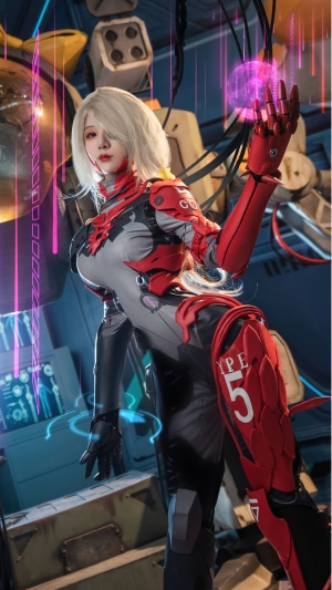 Nemesis from Tower of Fantasy Cosplay