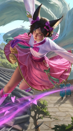 Ahri from League of Legends in Dynasty skin