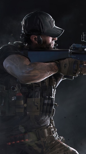 Soldier aiming a rifle in CrossfireX