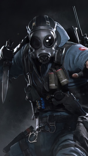 Soldier with gas mask and knife in CrossfireX