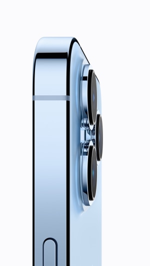 iPhone 13 Pro camera module