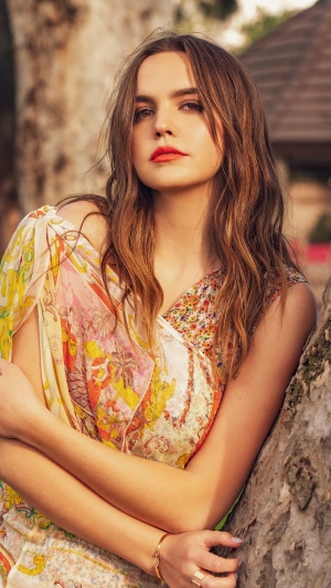 Bailee Madison posing outdoors