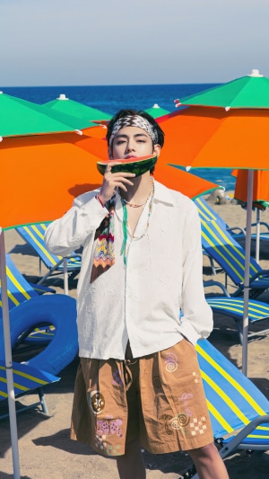 #1386701 BTS, Bangtan Boys, Kpop, V, Kim Tae Hyung, Summer, Beach