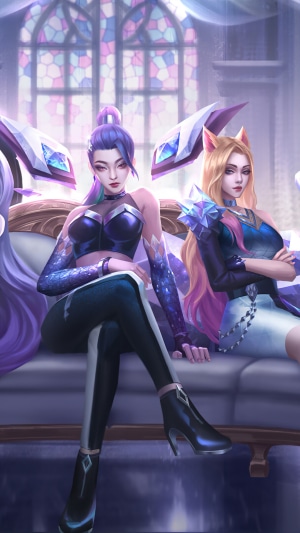 KDA members Kai'Sa, Ahri, and Seraphine from League of Legends